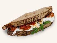 Burrata Tomate Stulle Bild 3