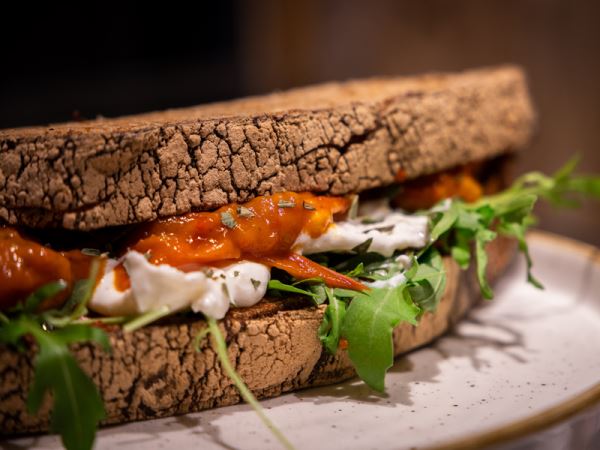 Burrata Tomate Stulle